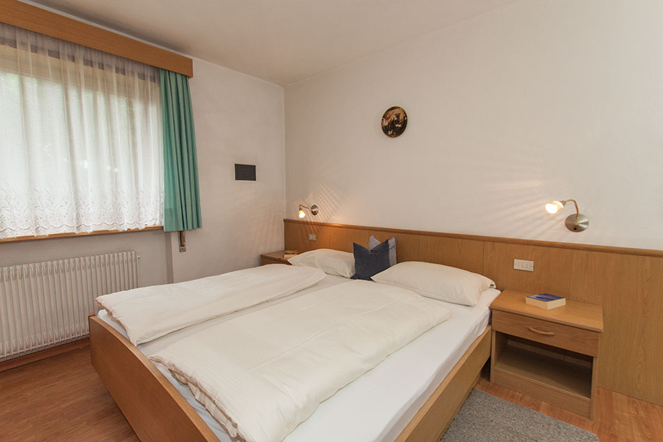 Apartment 4 - Ferienwohnung Haus Martagon in St. Ulrich in Gröden