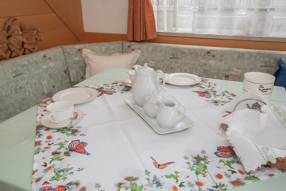 Breakfast room - Apartments Martagon in Ortisei